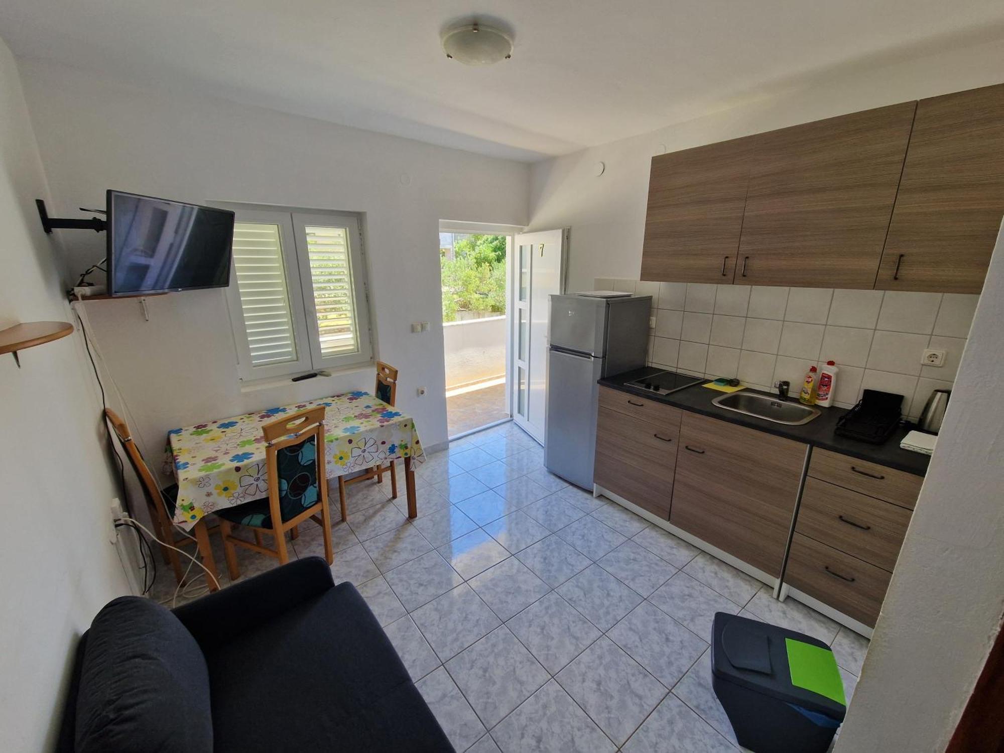 סבטי פטר Apartments Mate מראה חיצוני תמונה