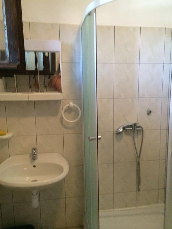 סבטי פטר Apartments Mate מראה חיצוני תמונה