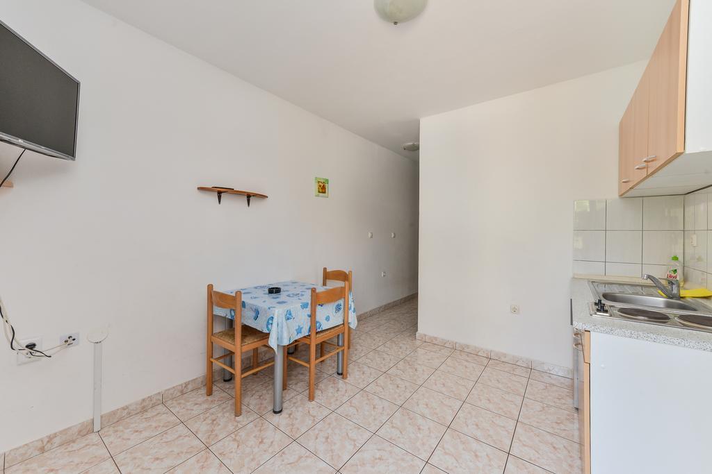 סבטי פטר Apartments Mate מראה חיצוני תמונה